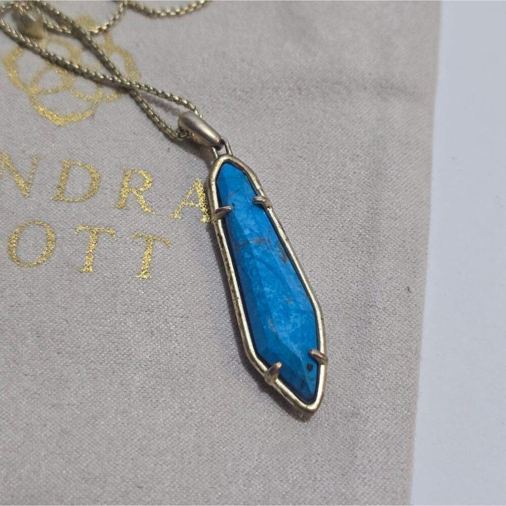 Kendra Scott Cassidy Necklace Aqua blue howlite gold tone pendant‎